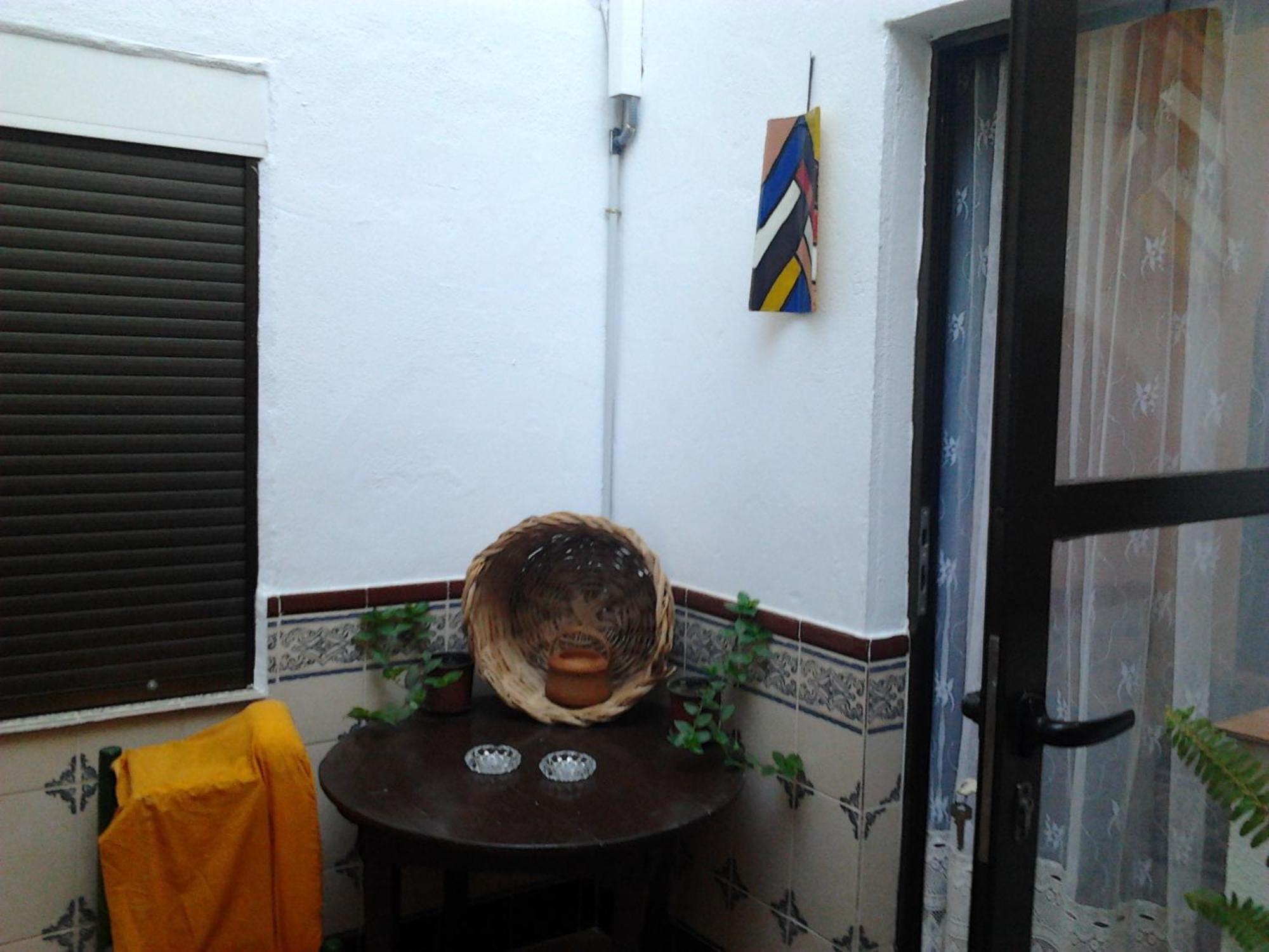 El Hogar De Ardwina Guest House Alía Екстериор снимка