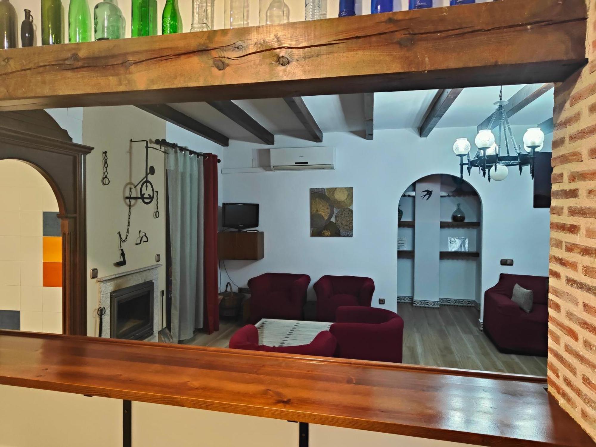 El Hogar De Ardwina Guest House Alía Екстериор снимка